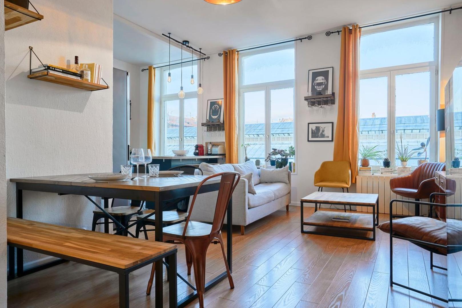 1 Bedroom Apartment Near Metro, Shops & Schools Лил Екстериор снимка